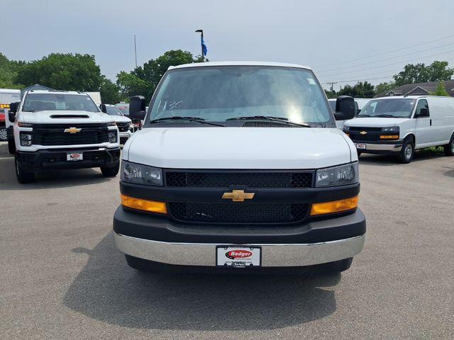 2025 Chevrolet Express Cargo Van RWD 3500 Extended Wheelbase WT