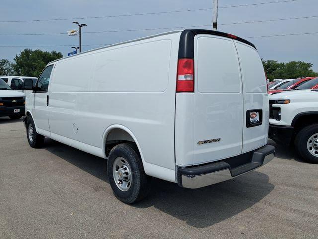 2025 Chevrolet Express Cargo Van RWD 3500 Extended Wheelbase WT