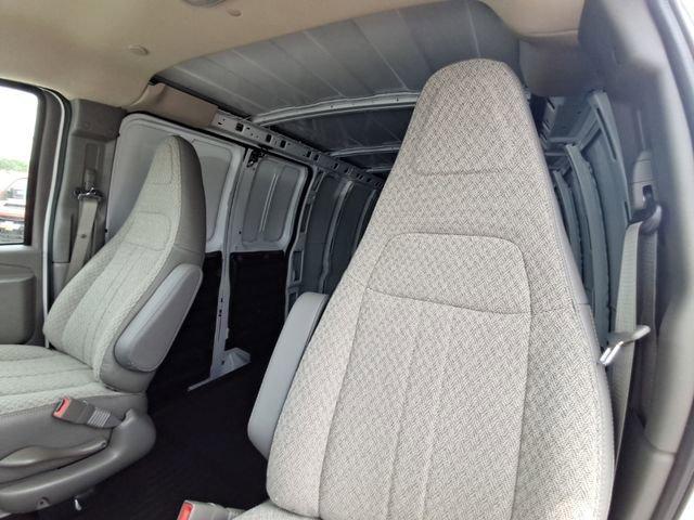 2025 Chevrolet Express Cargo Van RWD 3500 Extended Wheelbase WT