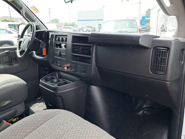 2025 Chevrolet Express Cargo Van RWD 3500 Extended Wheelbase WT