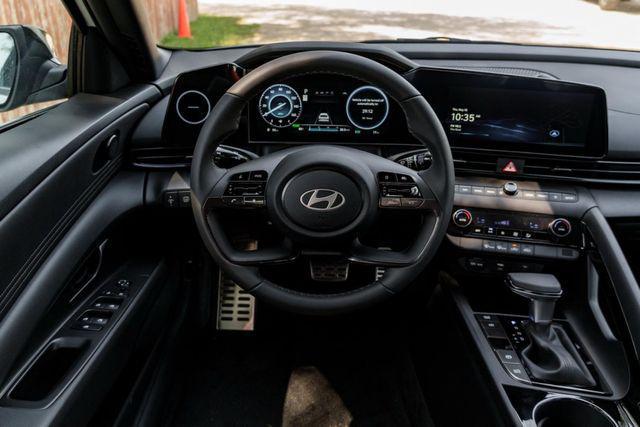 2025 Hyundai Elantra Hybrid SEL Sport
