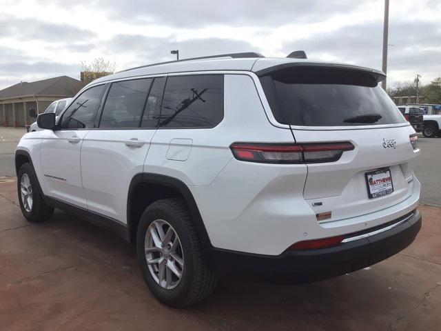 2023 Jeep Grand Cherokee L Laredo 4x2