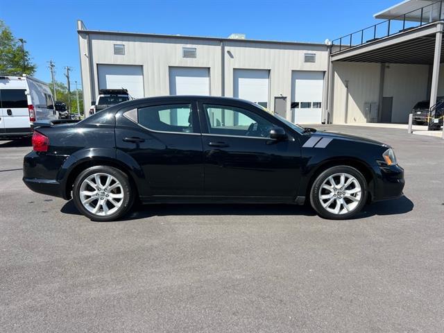 2013 Dodge Avenger R/T
