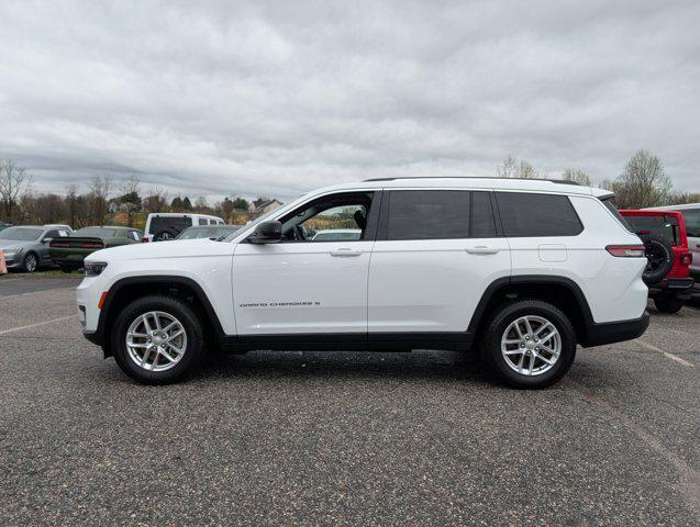 2022 Jeep Grand Cherokee L Laredo 4x4