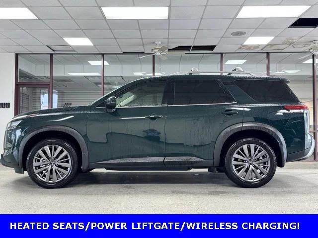 2023 Nissan Pathfinder SL FWD