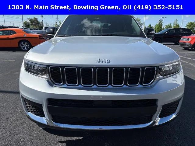 2025 Jeep Grand Cherokee GRAND CHEROKEE L LAREDO 4X4