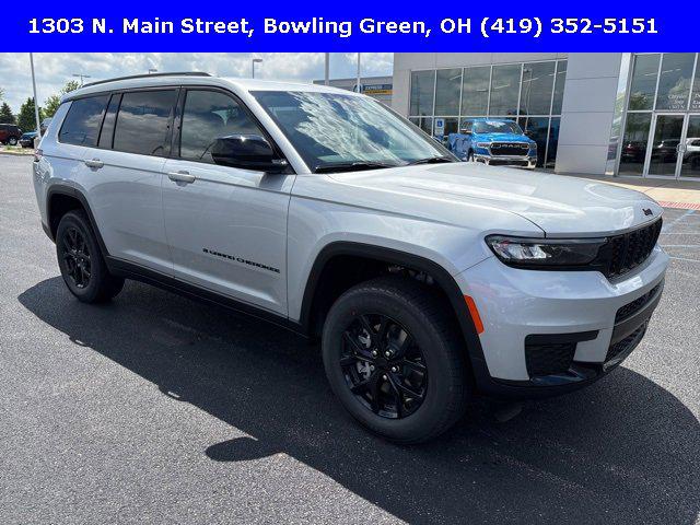 2025 Jeep Grand Cherokee GRAND CHEROKEE L ALTITUDE 4X4 2025 Jeep Grand Cherokee GRAND CHEROKEE L ALTITUDE 4X4