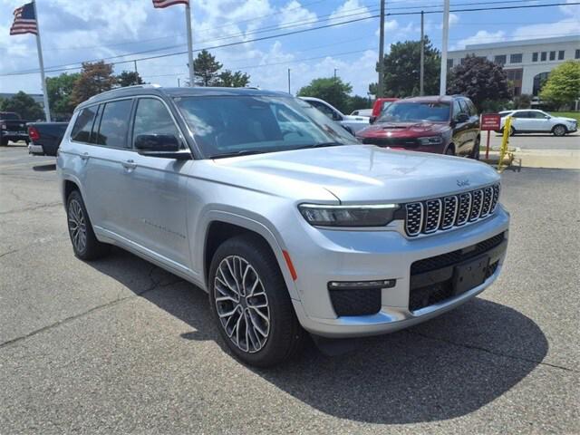 2021 Jeep Grand Cherokee L Summit Reserve 4x4 2021 Jeep Grand Cherokee L Summit Reserve 4x4