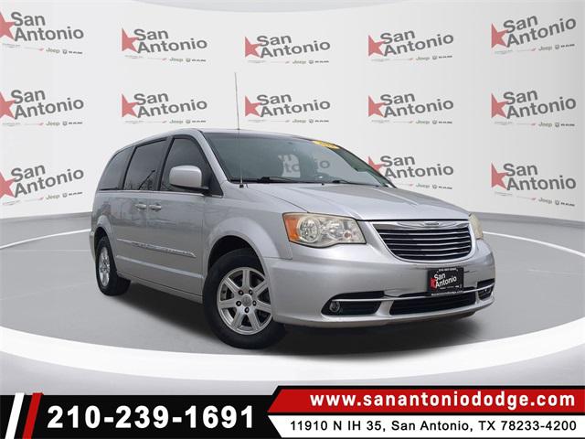2012 Chrysler Town and Country Touring