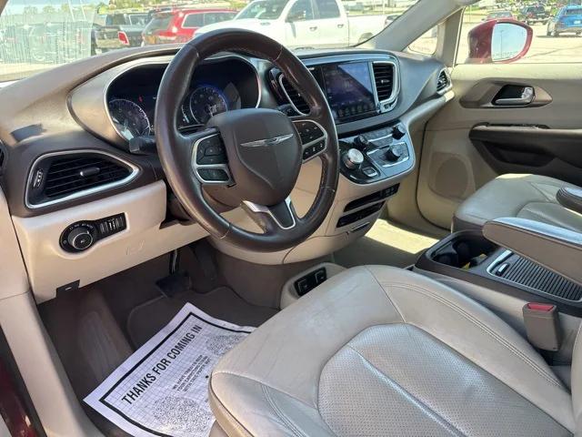 2017 Chrysler Pacifica Touring-L Plus