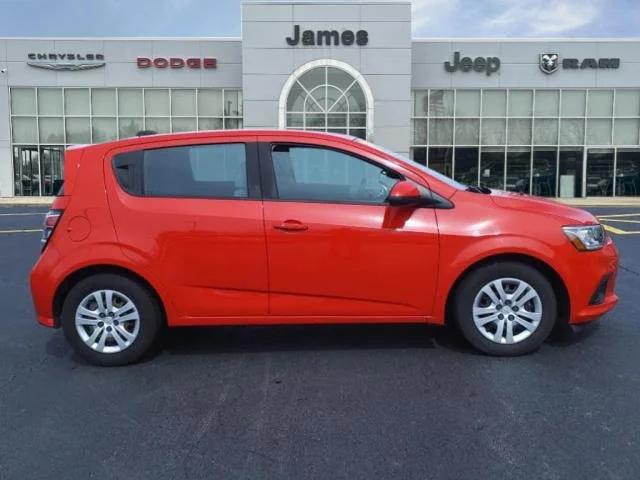 2020 Chevrolet Sonic FWD Hatchback 1FL 5-Door