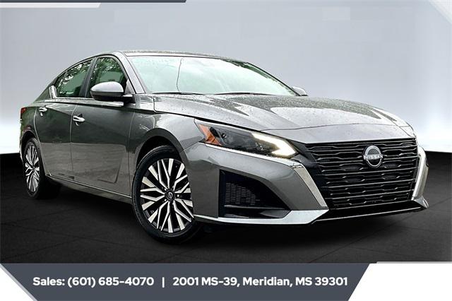 2023 Nissan Altima SV FWD