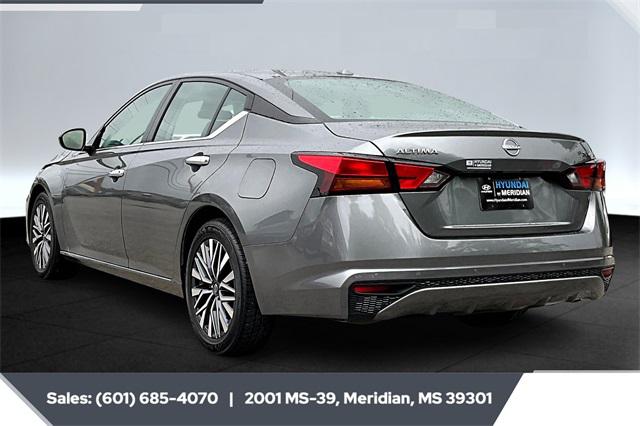 2023 Nissan Altima SV FWD