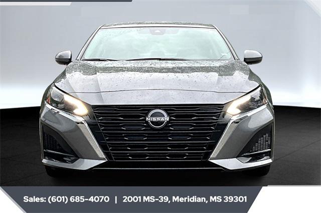2023 Nissan Altima SV FWD