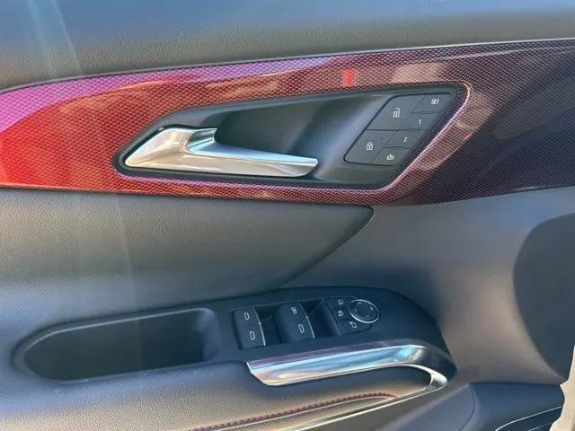 2024 Chevrolet Traverse AWD RS
