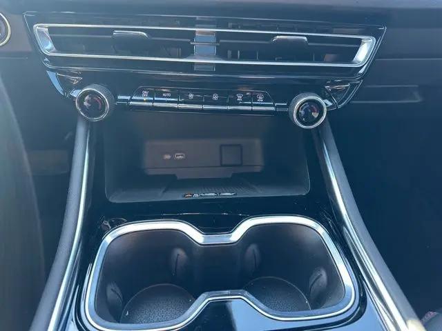 2024 Chevrolet Traverse AWD RS