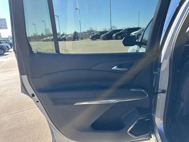 2024 Chevrolet Traverse AWD RS