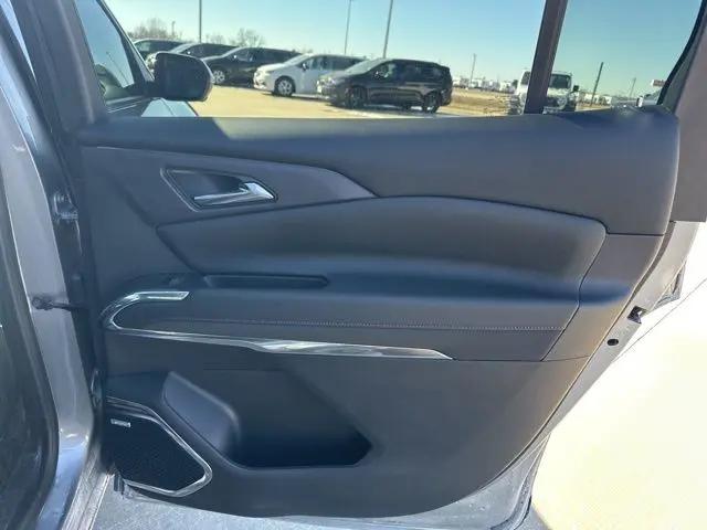 2024 Chevrolet Traverse AWD RS