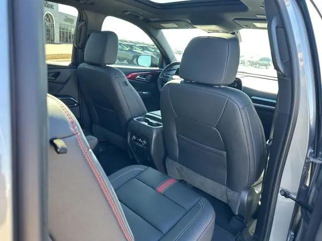 2024 Chevrolet Traverse AWD RS