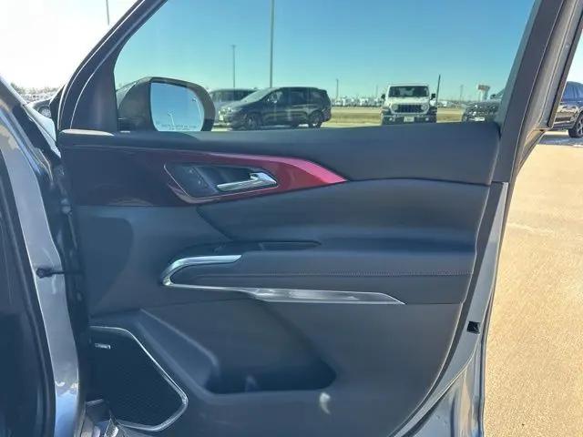 2024 Chevrolet Traverse AWD RS