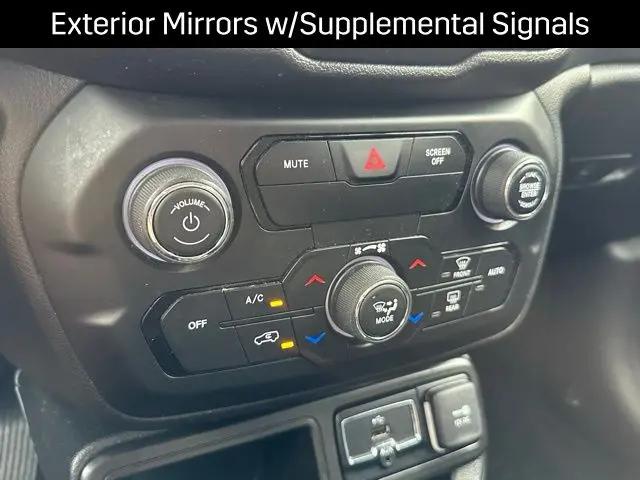 2020 Jeep Renegade Altitude FWD
