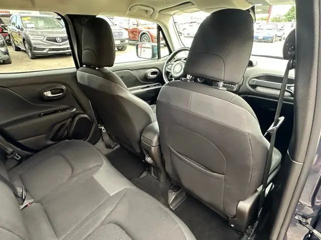 2020 Jeep Renegade Altitude FWD