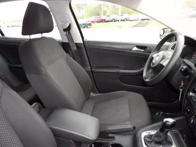 2014 Volkswagen Jetta 2.0L S
