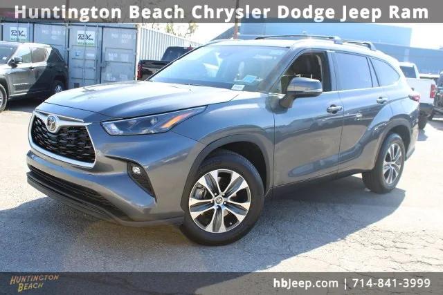 2024 Toyota Highlander XLE