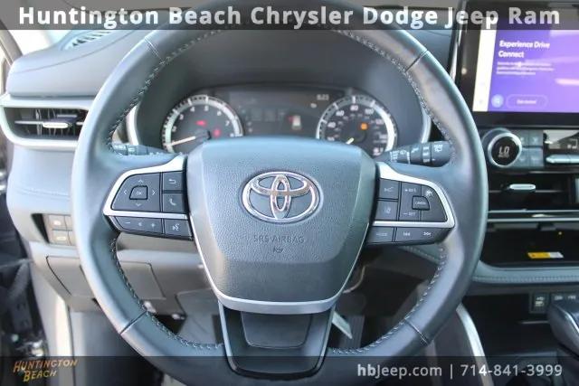 2024 Toyota Highlander XLE