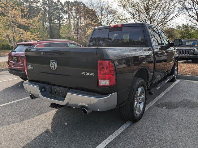 2017 RAM 1500 Big Horn Crew Cab 4x4 57 Box