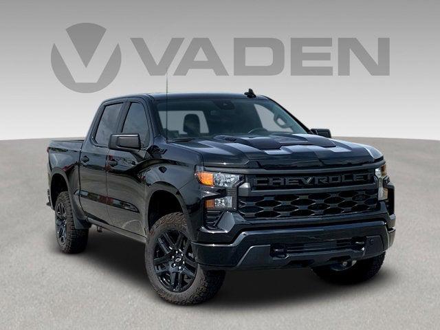 2025 Chevrolet Silverado 1500 4WD Crew Cab Short Bed Custom Trail Boss
