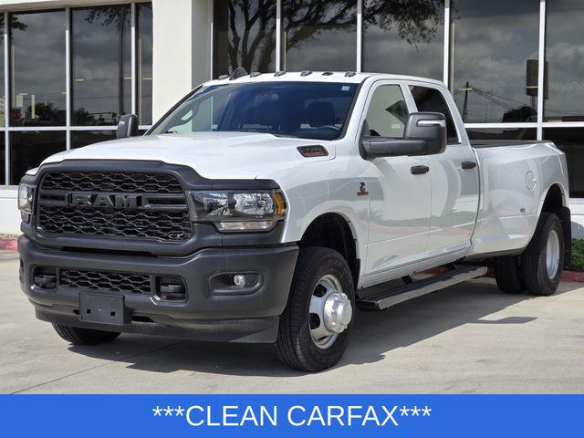 2023 RAM 3500 Tradesman Crew Cab 4x4 8 Box