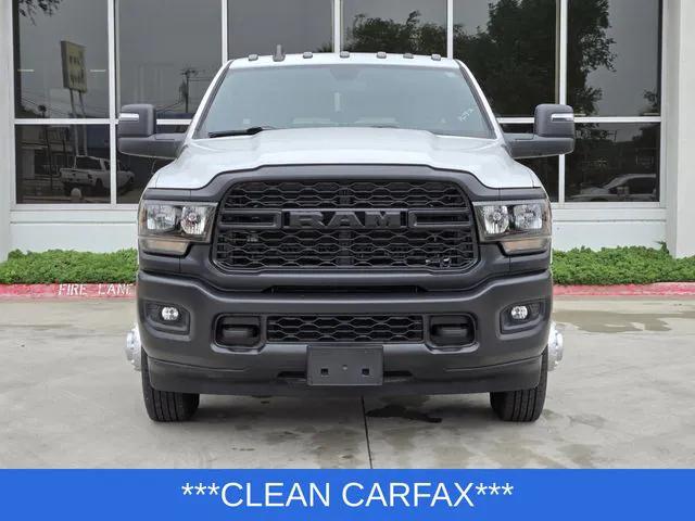 2023 RAM 3500 Tradesman Crew Cab 4x4 8 Box