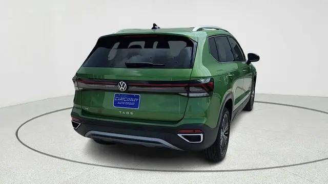 2025 Volkswagen Taos 1.5T SE Black