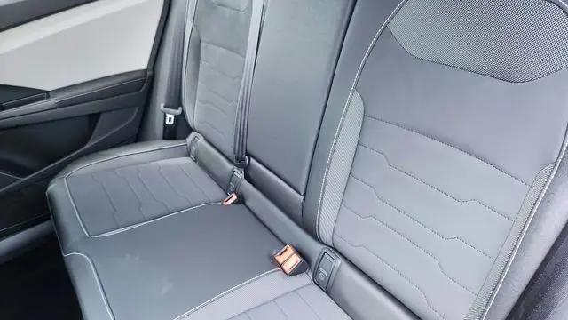 2025 Volkswagen Taos 1.5T SE Black