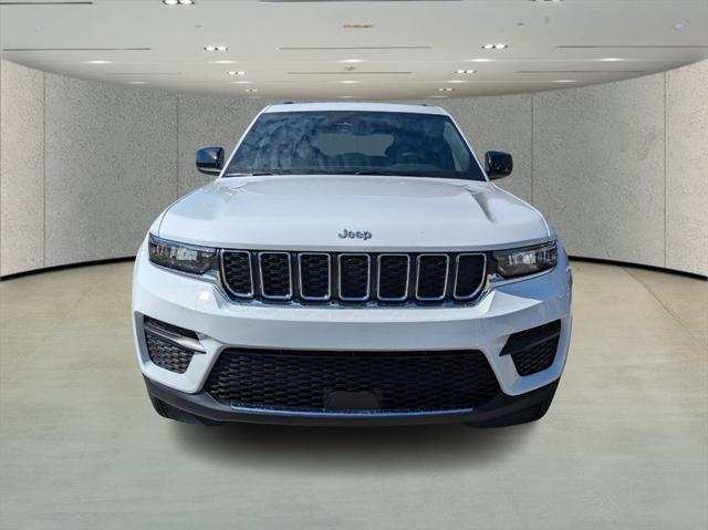 New 2025 Jeep Grand Cherokee Laredo X New 2025 Jeep Grand Cherokee Laredo X