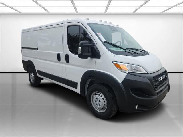 2025 RAM Ram ProMaster RAM PROMASTER 1500 TRADESMAN CARGO VAN LOW ROOF 136 WB
