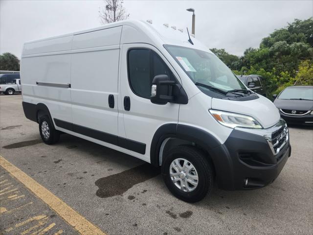 2025 RAM Ram ProMaster RAM PROMASTER 3500 SLT+ CARGO VAN HIGH ROOF 159 WB EXT