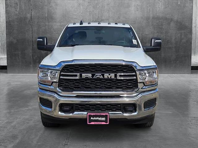 2024 RAM Ram 3500 Chassis Cab RAM 3500 TRADESMAN CREW CAB CHASSIS 4X4 60 CA