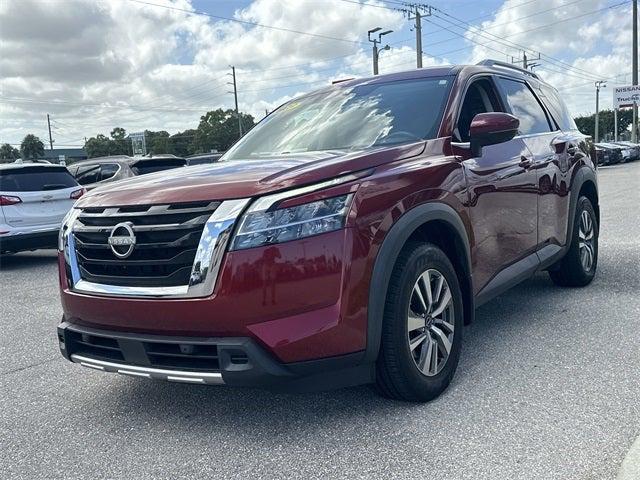 2023 Nissan Pathfinder SL 4WD