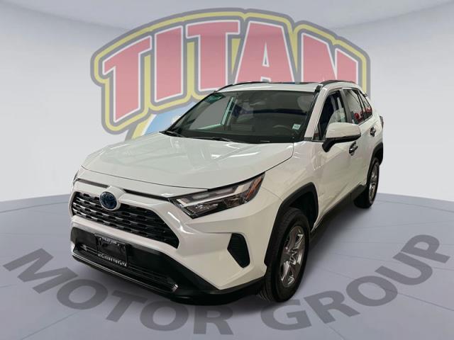 2024 Toyota RAV4 Hybrid XLE [1]