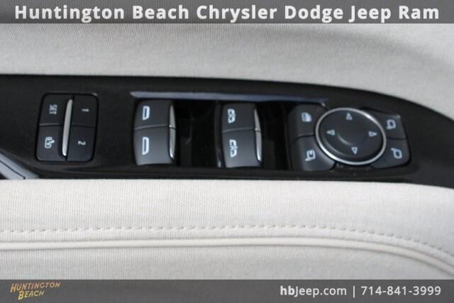 2023 Cadillac Escalade 4WD Sport Platinum