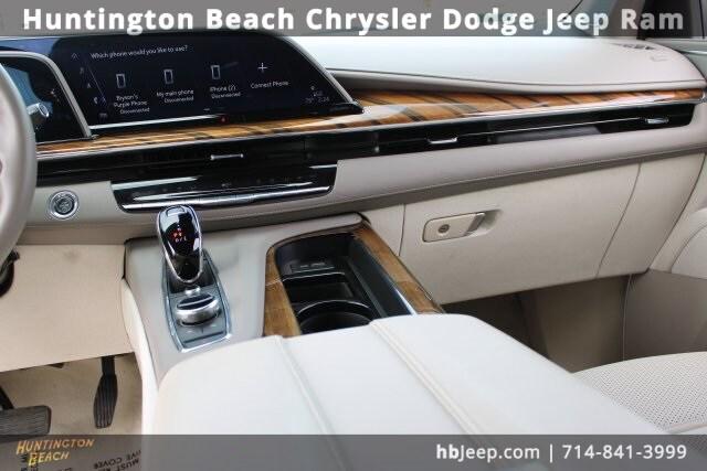 2023 Cadillac Escalade 4WD Sport Platinum