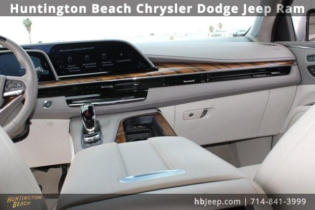 2023 Cadillac Escalade 4WD Sport Platinum