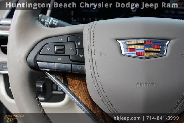 2023 Cadillac Escalade 4WD Sport Platinum