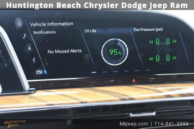 2023 Cadillac Escalade 4WD Sport Platinum