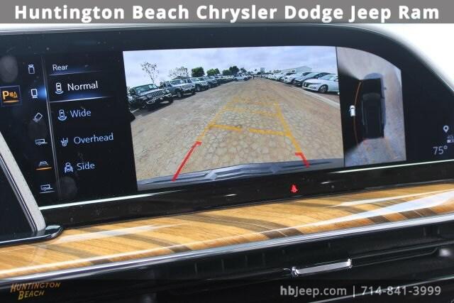 2023 Cadillac Escalade 4WD Sport Platinum