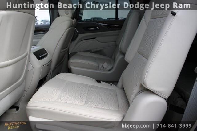 2023 Cadillac Escalade 4WD Sport Platinum