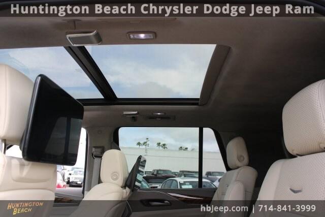 2023 Cadillac Escalade 4WD Sport Platinum