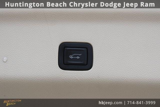 2023 Cadillac Escalade 4WD Sport Platinum